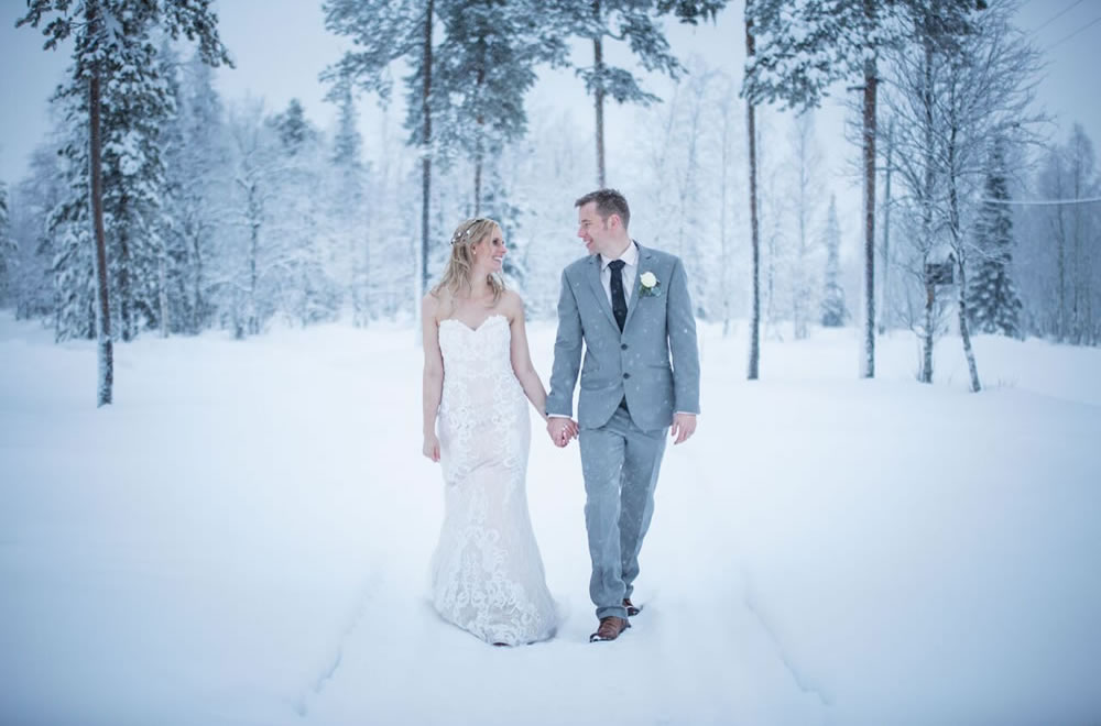 The Glass Suite Sun & Snow Weddings